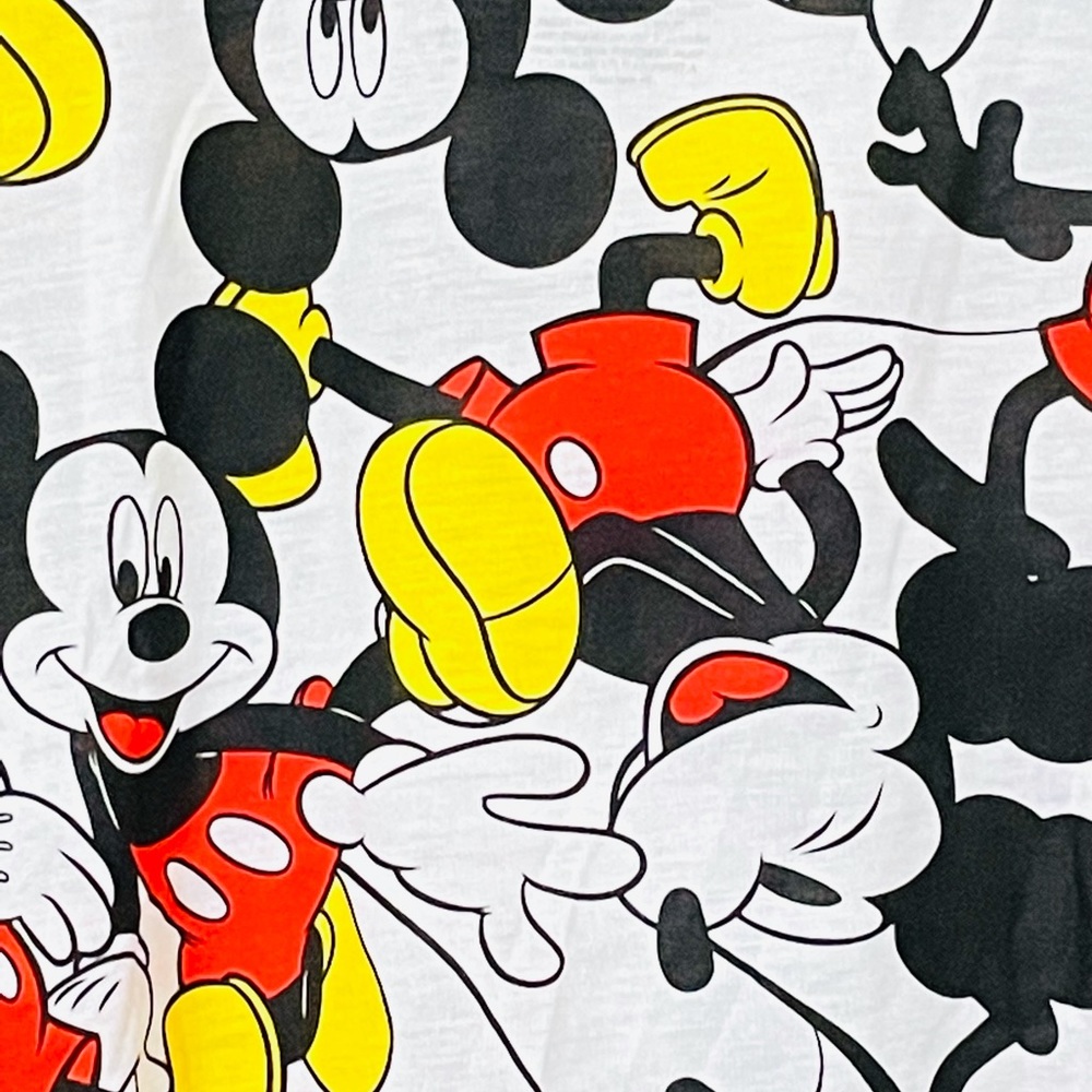 NWT DISNEY Mickey Mouse Graphic Tee Sizes S/XL - Picture 11 of 11